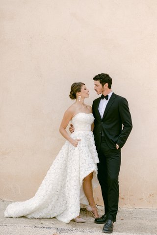 Photographe de mariage au style moderne et éditorial avec Virginie Jones Photography