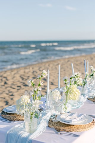Inspiration mariage épuré à l’Hospitalet Beach, Narbonne Plage