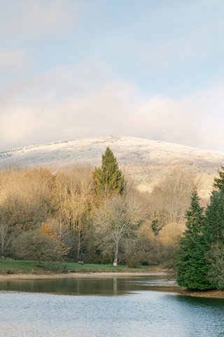 Photos de grossesse lifestyle en montagne