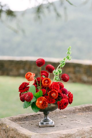 Rouge crimson sous le ciel catalan Rouge crimson sous le ciel catalan