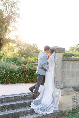     Bride and Groom at Château de Pondres