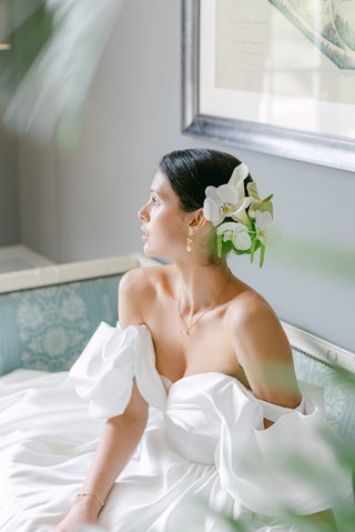 Bridal portrait at Château Les Carrasses Bridal portrait at Château Les Carrasses
